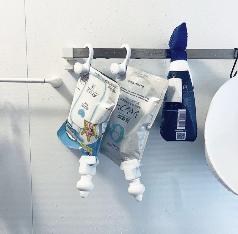 詰め替えパックそのまま吊るせるホルダー